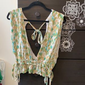 Valija Gotta Top XL turquoise and mustard print.